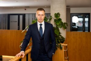 Taimo Murer_ Kaamos Kinnisvara