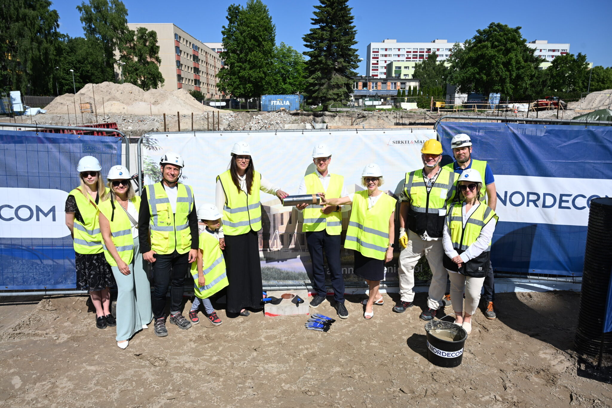 260701 Heleni kooli uus õppehoone sai nurgakivi 1